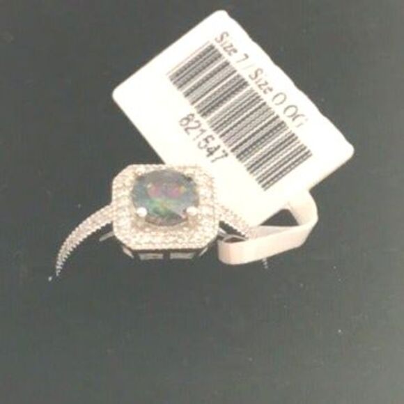 Beautiful Mystic Topaz Ring - Size 7 - Picture 5 of 5
